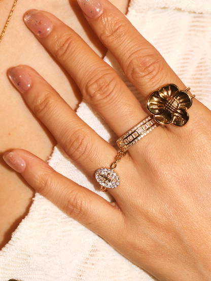 The Sovereign Fleur Ring